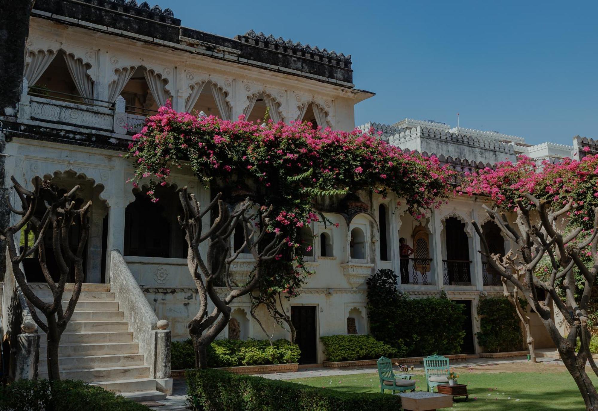 The Rawla Narlai - A Luxury Heritage Stay In Leopard Country Екстериор снимка